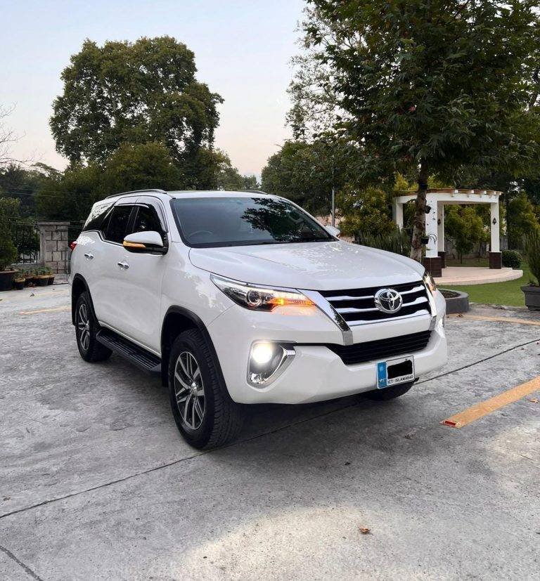 Home Safari Rent a Car