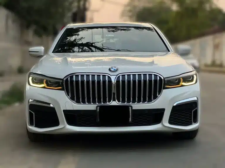 Luxury Car Rental